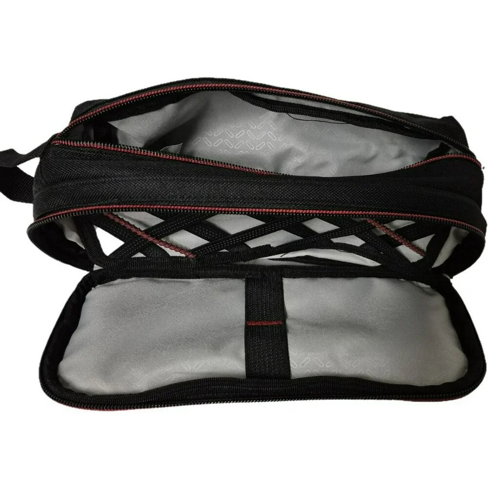 Elleven black travel